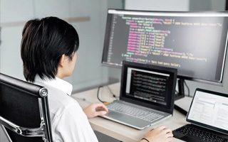 灯塔 api php源码,下载的php源码怎么运行呢？